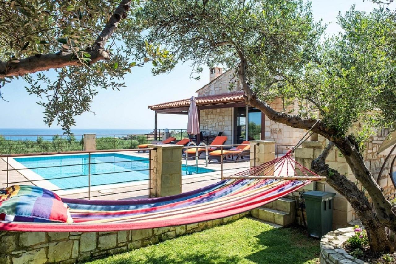 Villa Chara Chania Agia Marina  Exterior photo