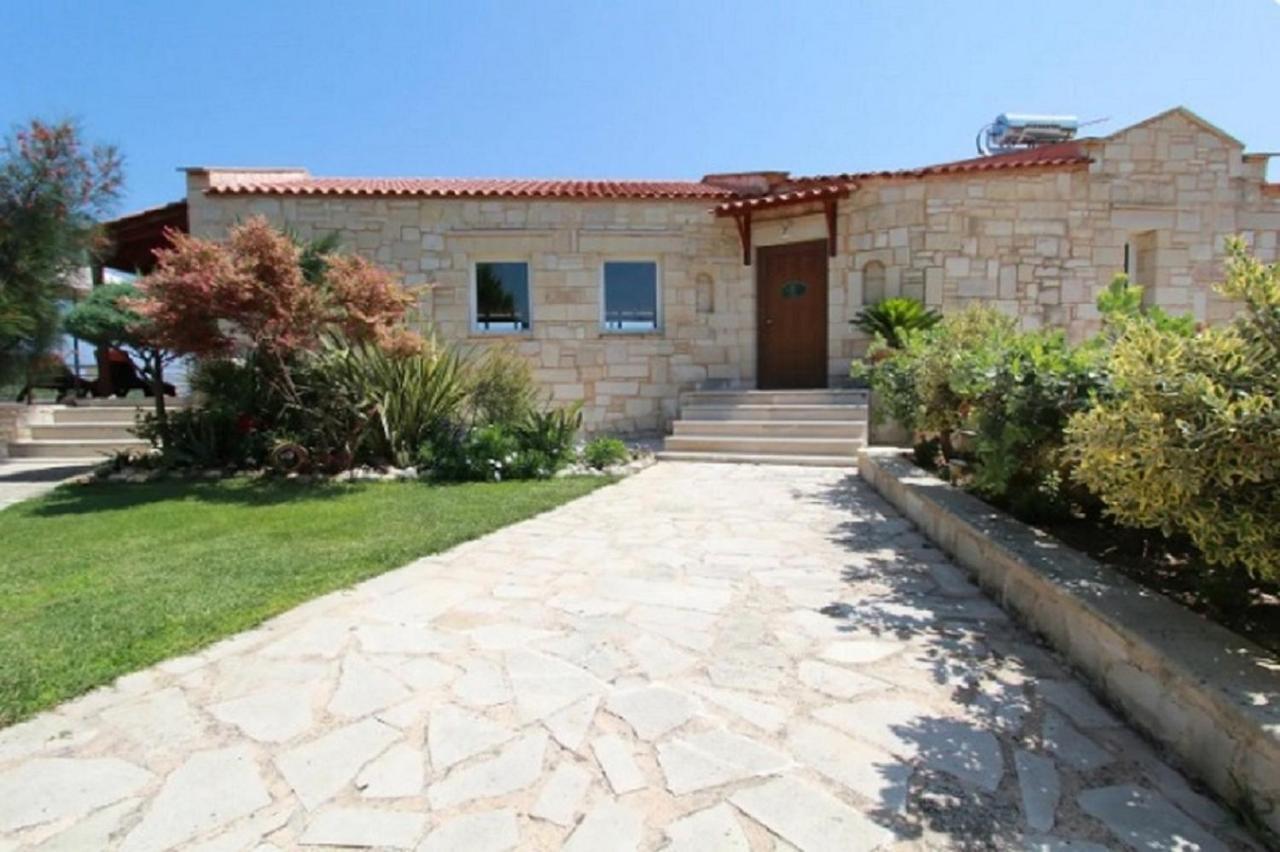 Villa Chara Chania Agia Marina  Exterior photo